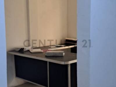 VENTA DE TERRENO CON BIENHECHURIA DE LOCAL COMERCIAL, OFICINAS, BAÑOS Y DEPOSITO - view 3