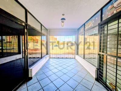 local comercial en juan griego - view 2